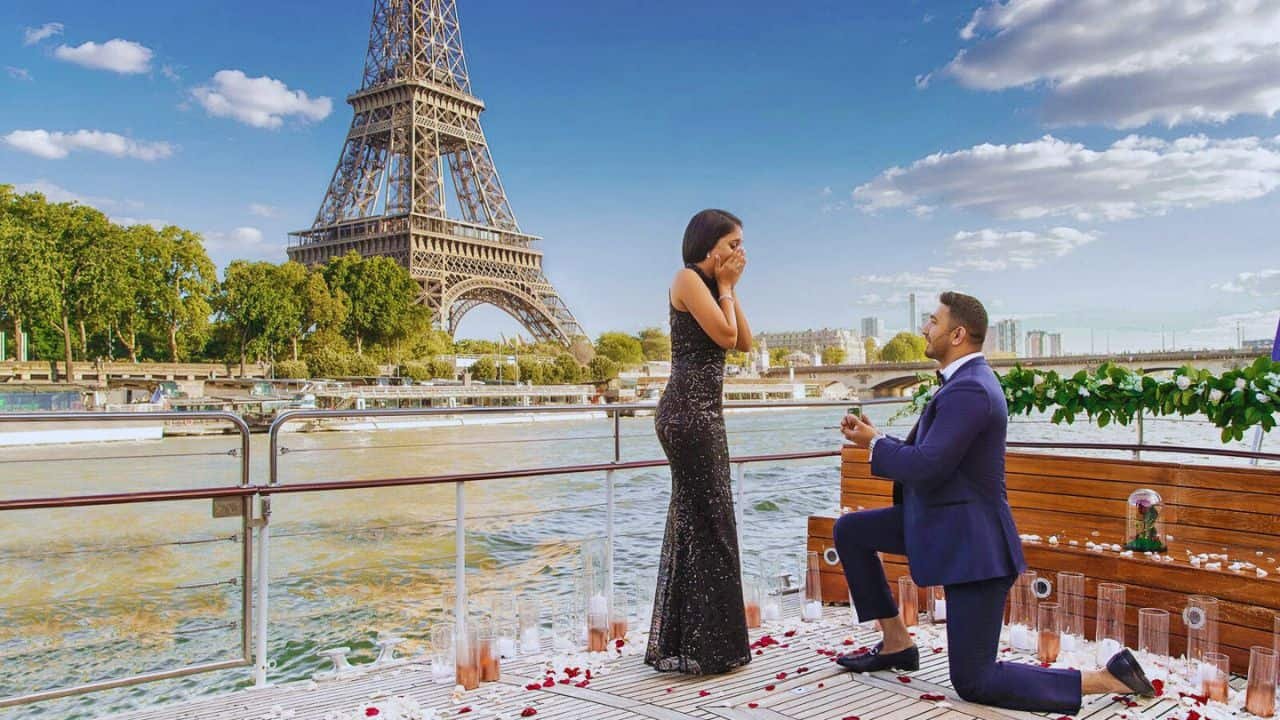 Top Romantic Spots for a Proposal in Paris