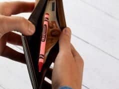 Why Put a Crayon in Wallet While Traveling? Why Put a Crayon in Wallet