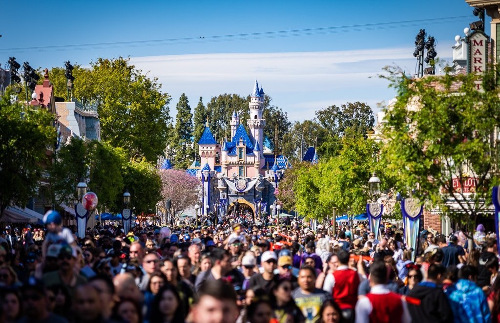 Disneyland Crowds