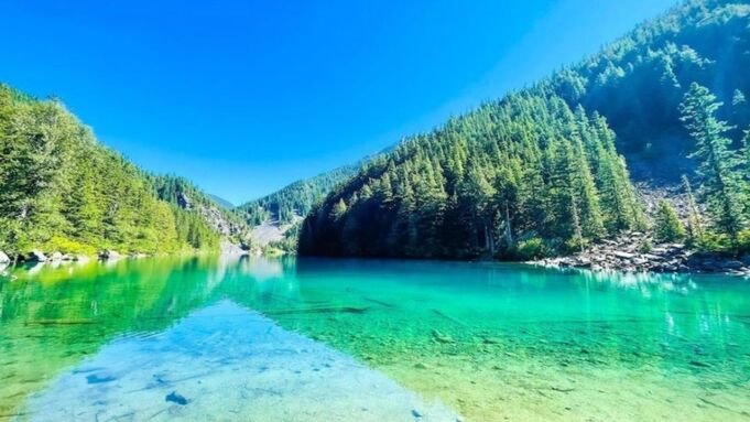 Lindeman Lake Hike