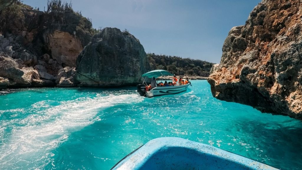 Boat Journey to Bahia de las Aguilas