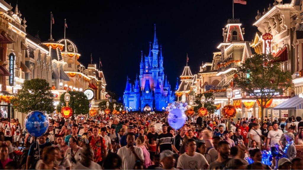 When is Disney World the Most Crowded