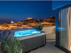 Top 41 Hotels with Jacuzzi in Room in Maine in 2024 Hotels with Jacuzzi in Room in Maine