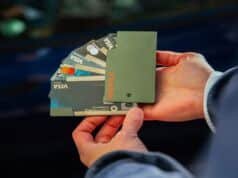 The Minimalist Wallet: What to Carry and What to Leave at Home Minimalist Wallet