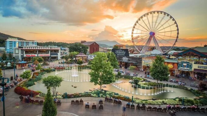 Must-See Shows and Entertainment in Pigeon Forge