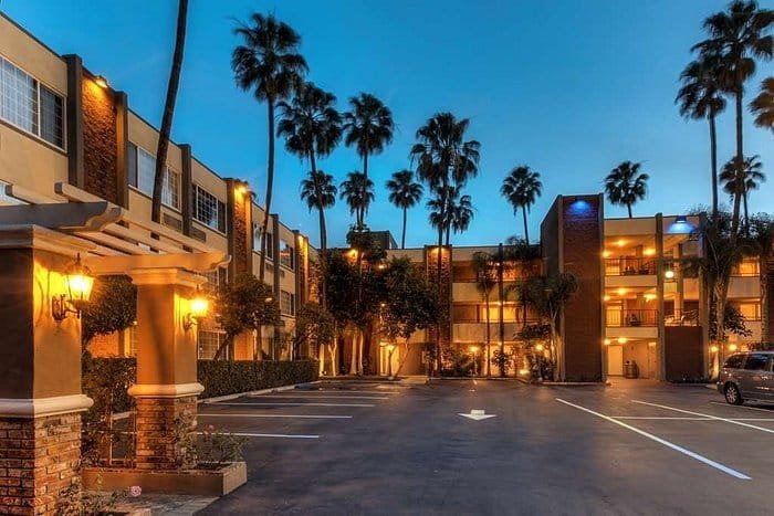 Western Plus Carriage Inn