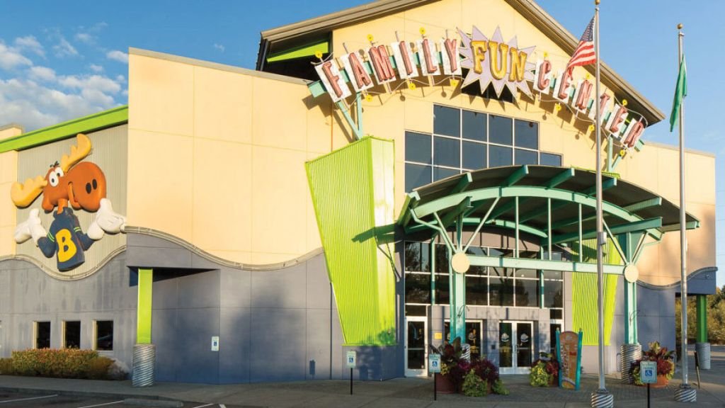 Bullwinkle’s Family Fun Center