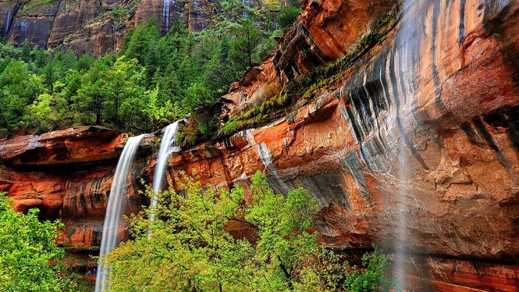 Emerald Pools Trails