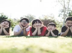 FamousParenting.com – Your Ultimate Resource for Parenting Tips and Insights FamousParenting com