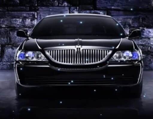 Experience Hassle-Free Airport Transfers with Toronto Limo Taxi Toronto Limo Taxi