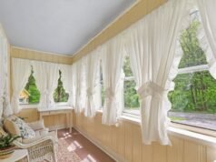 Travel-Friendly Pop-Up Terrace Curtain Ideas Pop-Up Terrace Curtain