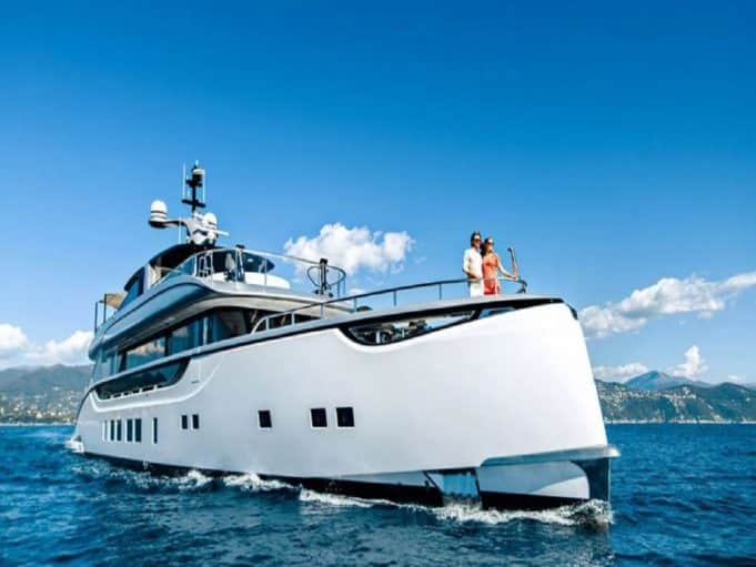 How to Choose a Yacht Charter How to Budget for a Multi-Day Private Yacht Charter