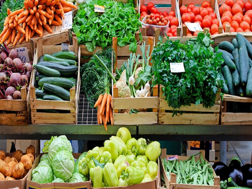 Visit the Pearl District and Farmers Market