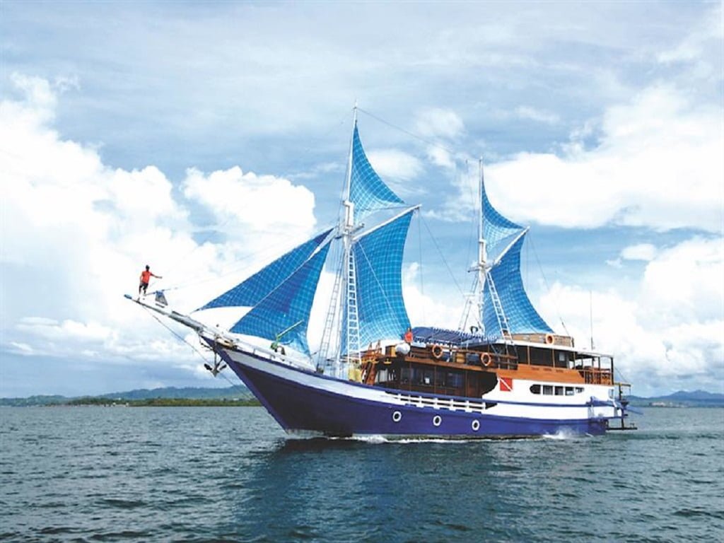 Things To Do In Raja Ampat Liveaboard - Tour In Planet