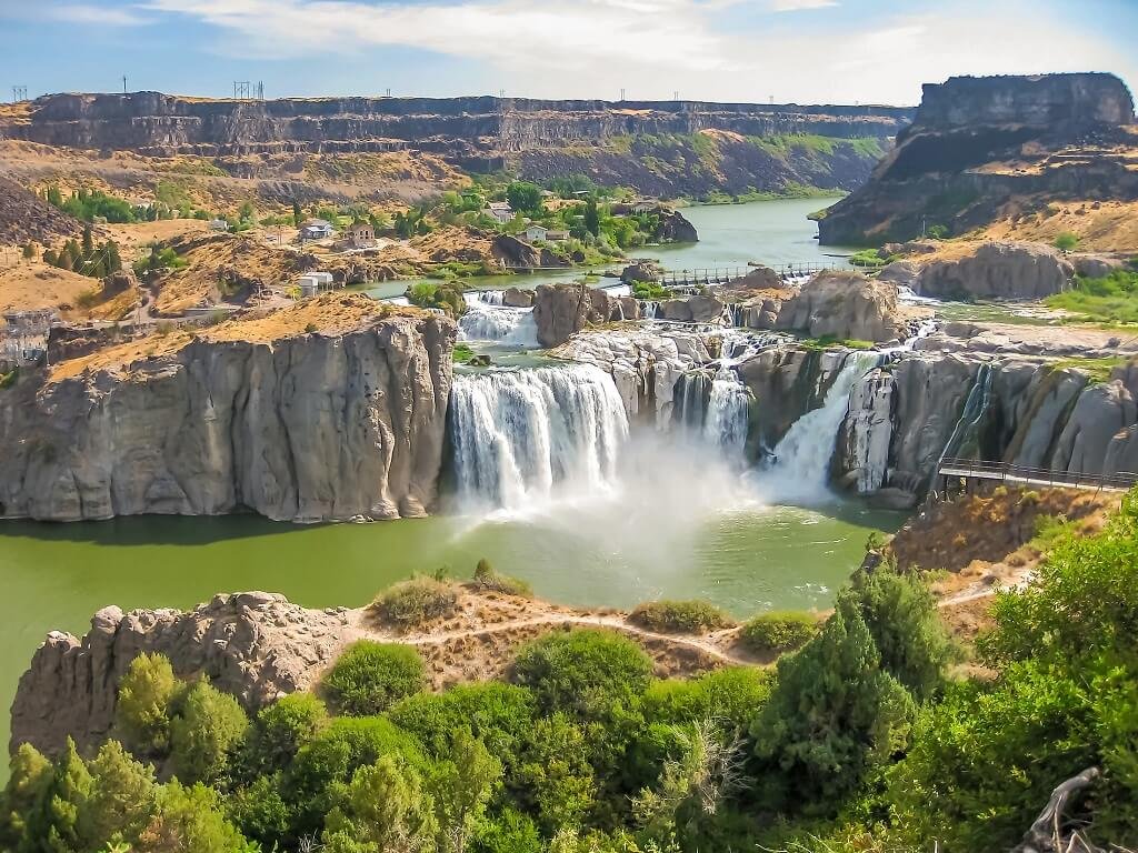 Shoshone Falls