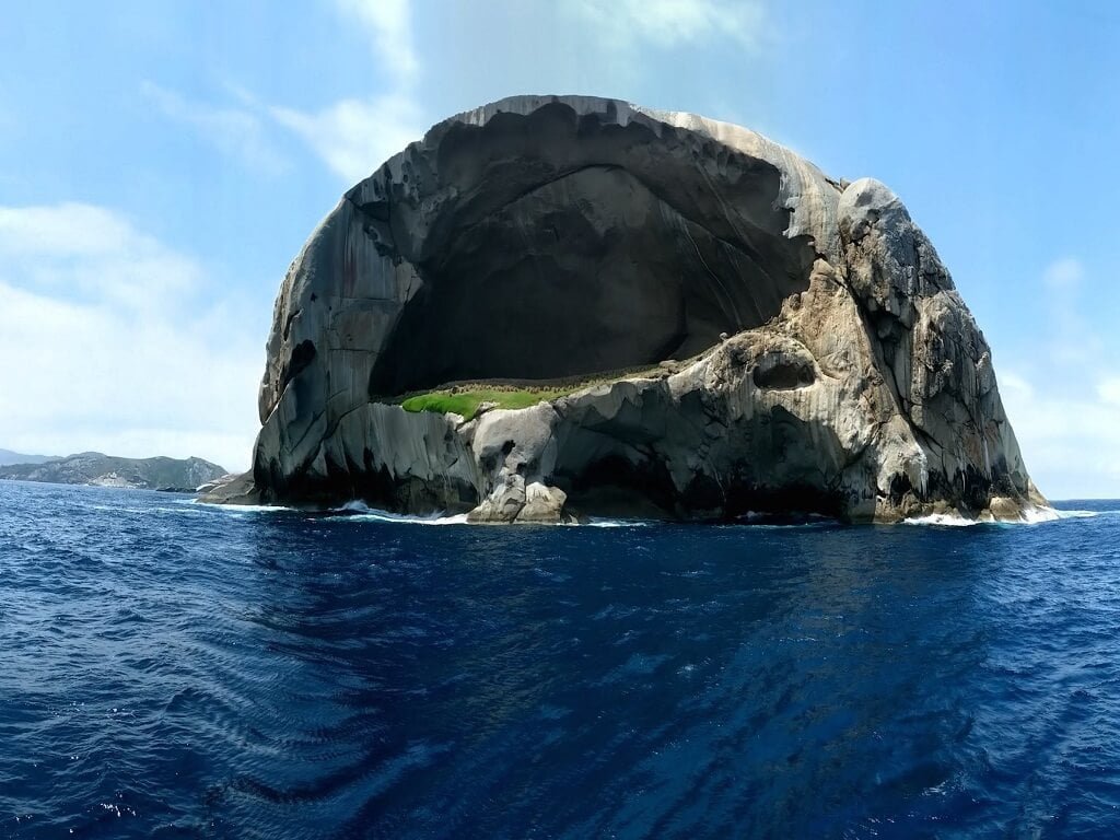 Skull-Rock.jpg