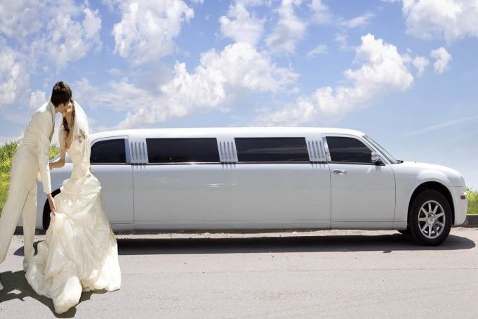 Everything You Need To Know About Limo Services in Chicago