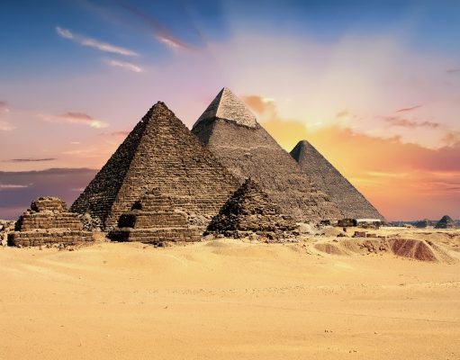 Luxury Egypt Tours: Unforgettable Experiences in the Land of the Pharaohs Luxury Egypt Tours
