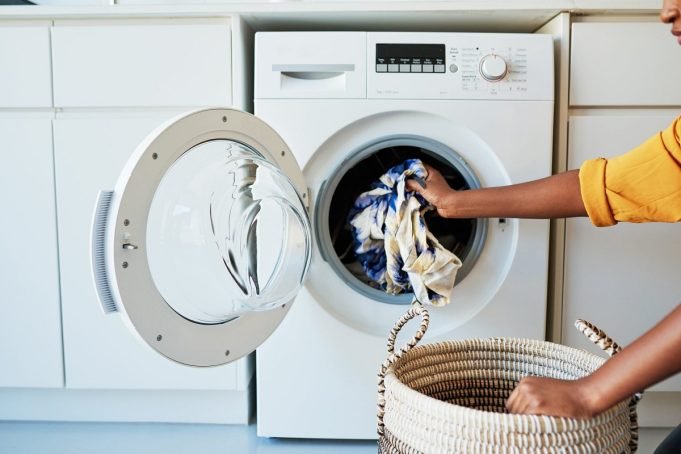 Remove Odors From Your Laundry