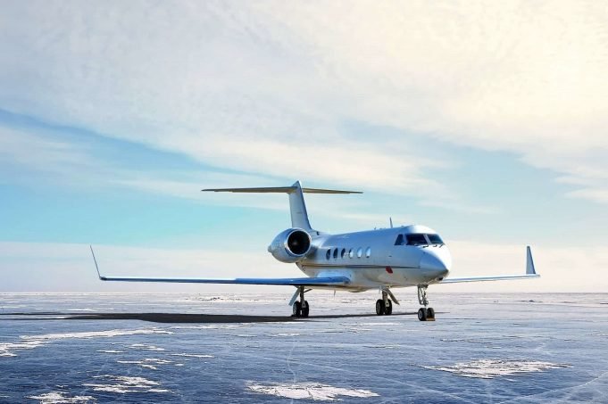 know about private jet