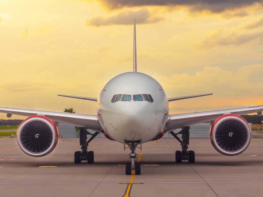 How Much Does a Plane Weigh