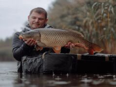 Fishing in the Rain: Top 5 Tips for a Successful Catch! Fishing Triumph in the Rain - Essential Tips for Success!