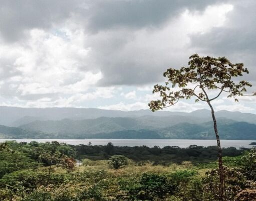 Why Lake Arenal is Such a Popular Destination for Vacationers? Lake Arenal is Such a Popular Destination