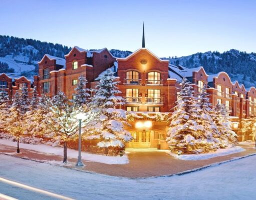 Seasonal Getaways and Accommodations Seasonal Getaways and Accommodations