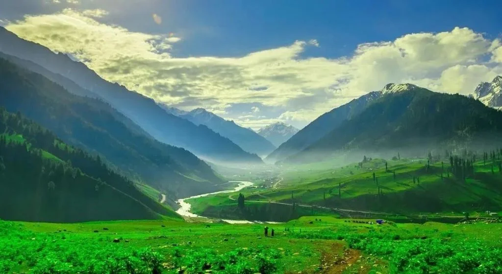 Places to Visit in Kashmir in Summer