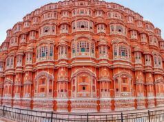 Solitude and Splendor: A Solo Traveler’s Guide to Jaipur’s Enchanting Charm A Solo Traveler's Guide to Jaipur's Enchanting Charm
