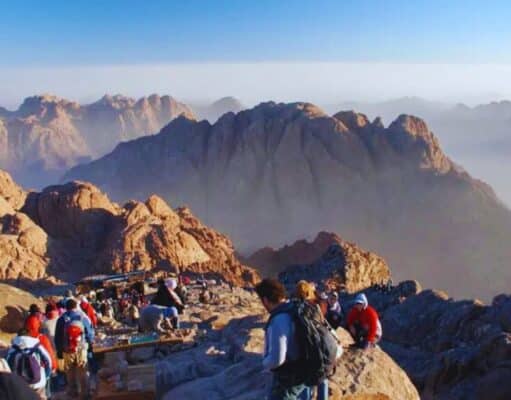 Hiking in Egypt: Best Trails, Tips, and Hidden Gems for Adventure Seekers Hiking in Egypt