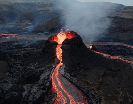 Exploring Fagradalsfjall Volcano – Iceland’s Fiery Wonder Fagradalsfjall Volcano