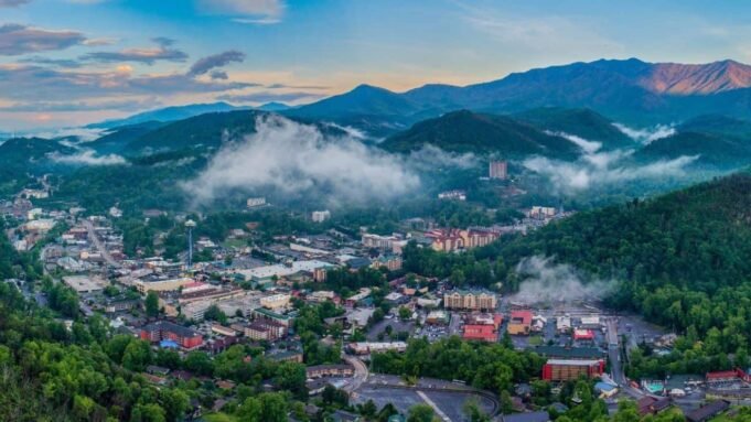 How to Enjoy a Weekend in Gatlinburg How to Enjoy a Weekend in Gatlinburg