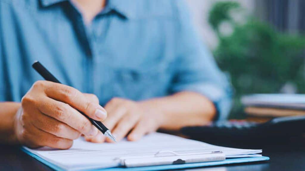 How Does the RCE12 Error Affect Your Visa Application